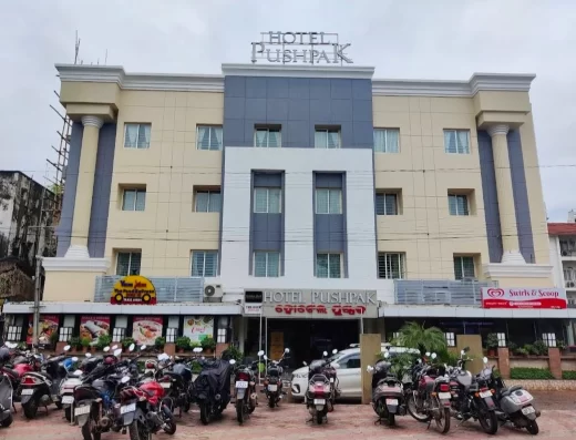 Golden Bird – Hotel Pushpak