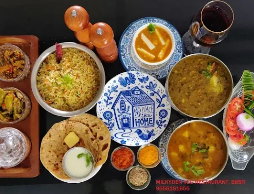 Milky Den Veg Restaurant – Homely Pure Veg Restaurant in Kharabela Nagar