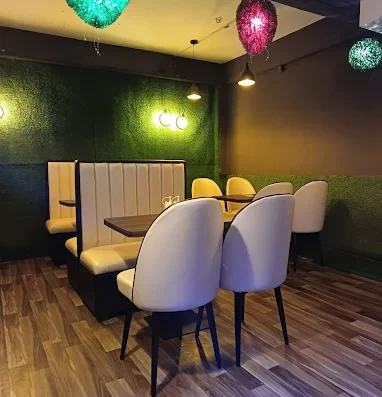 Burger Bar – Burgers & Fast Food on Tankapani Road