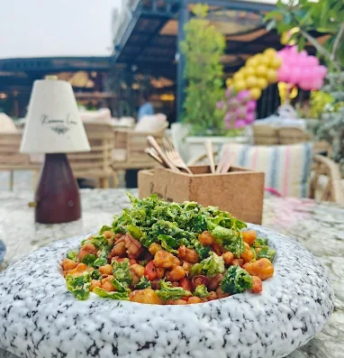 Romeo Lane – The Cocktail Garden & Multicuisine Restaurant