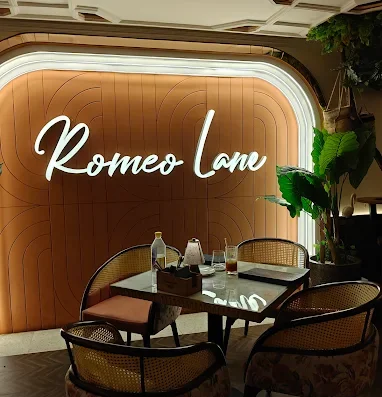 Romeo Lane – The Cocktail Garden & Multicuisine Restaurant