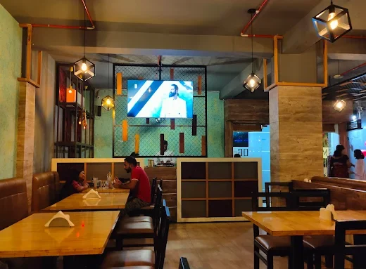 SMOG Resto Cafe’ – North Indian & Continental Resto‑Cafe