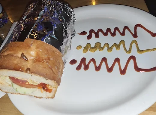SMOG Resto Cafe’ – North Indian & Continental Resto‑Cafe