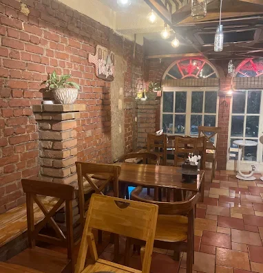 Terra Rosso – Pizzeria, Salad Bar & Juice Center