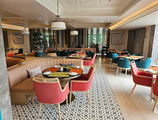 The Crown, Bhubaneswar