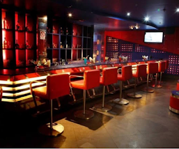 DESIRE – The Lounge Bar at Pal Heights