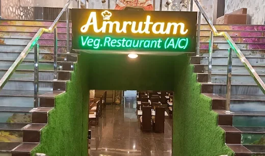 Amrutam veg restruant