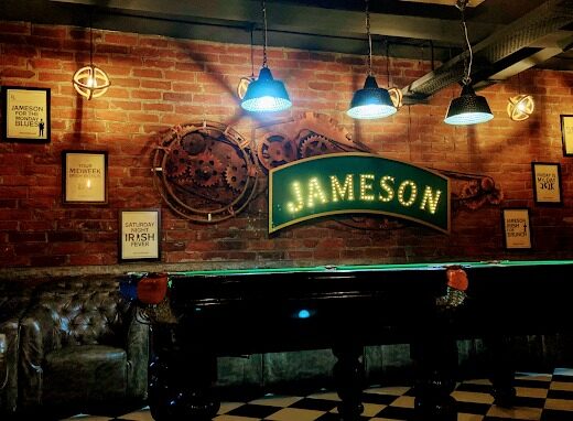 Echoes Kitchen & Bar