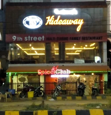 Hideaway Restro & Cafe – Chinese & Continental Café at BDA City Centre