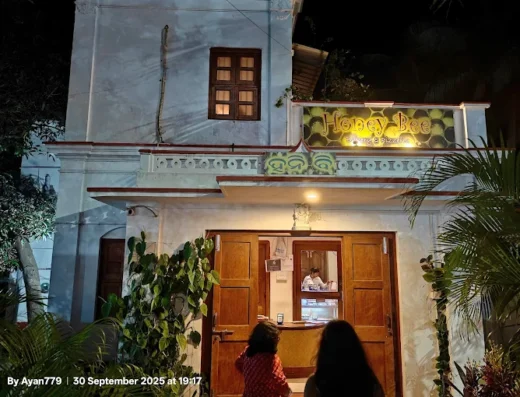 Honey Bee Bakery & Pizzeria – Italian Café & Pizzeria on CT Road