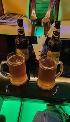 LIVE IT UP CLUB | BAR AND RESTAURANT