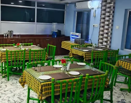 Mom Biryani Junction – Biryani & North Indian Cloud Kitchen in Puri