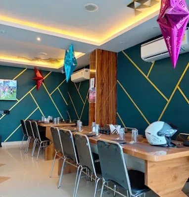 Vibes Sky-Lounge