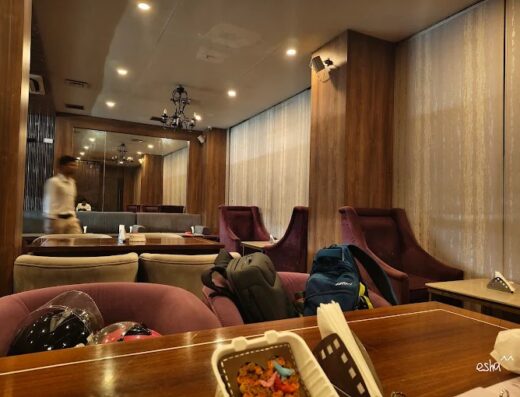 Xcuse Bar – Prangan by Mango Hotel