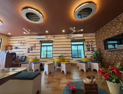 Bumpy Bites – Coffee, Fast Food & Desserts Café in Duttatota