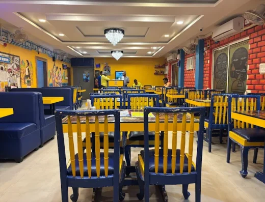 Mitra Cafe Puri