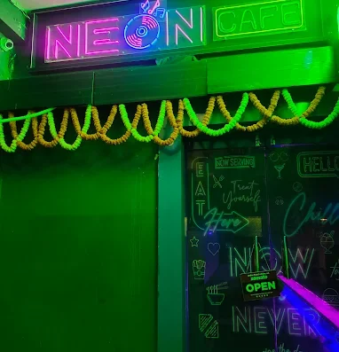 Neon cafe & Restaurant – Neon-Themed Cafe & Hookah Lounge