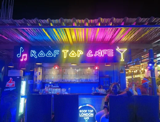 Rooftop London Cafe & Restaurant