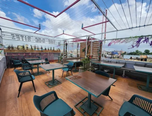 The Doc Bites Cafe Restro & Skylounge – Medical-Themed Restaurant & Rooftop Skylounge