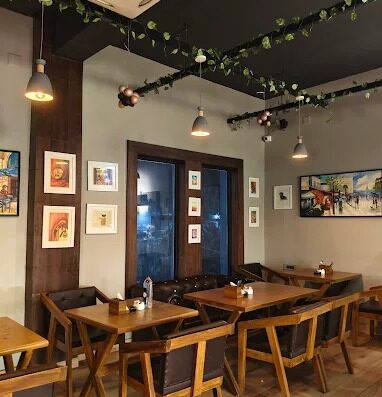 Ann’s Cafe & Bakers