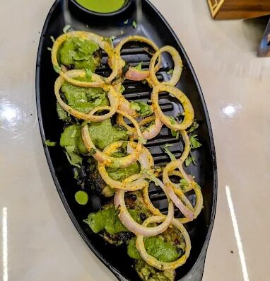 Ann’s Cafe & Bakers