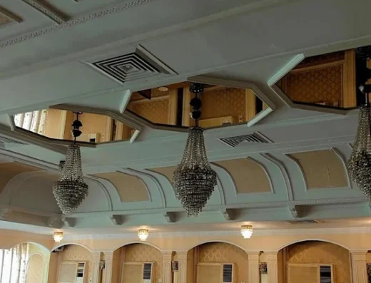 Hotel Akbari