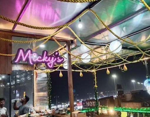 Micky’s Cafe & Restaurant