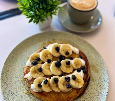 Fandome 2D Eatery & Coffee Bar