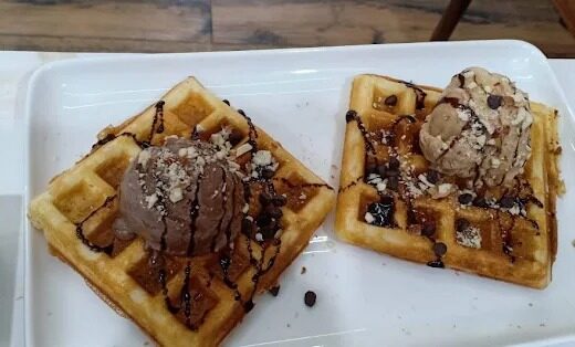 Mad Moose Italian Ice Cream