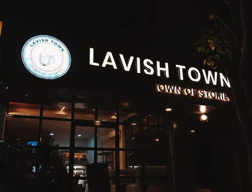 Lavish Town Cafe