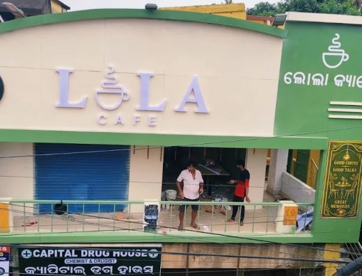 Lola Cafe