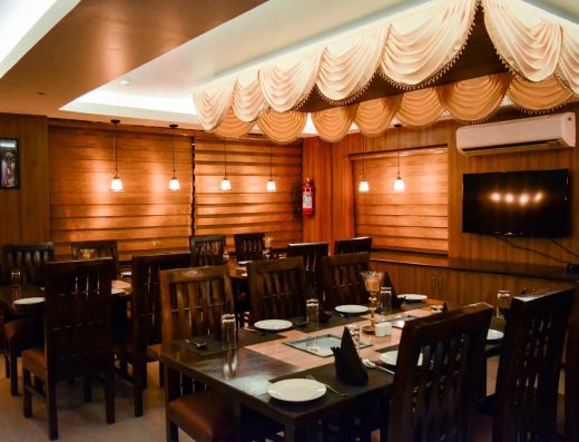 Maharani Darbar Bar & Restaurant